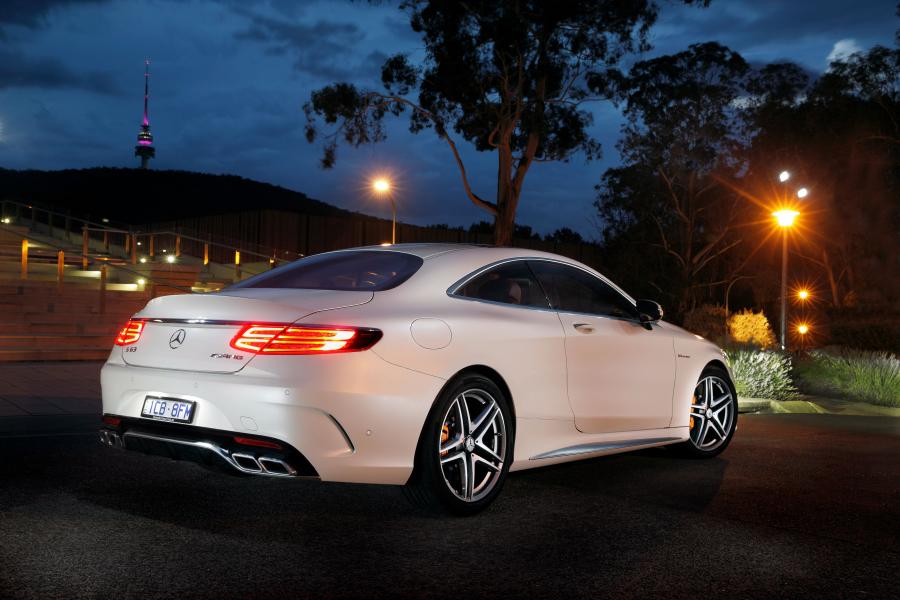  Mercedes-Benz S63 AMG Coupe 2015 года  (AU) (фото 12 из 17)